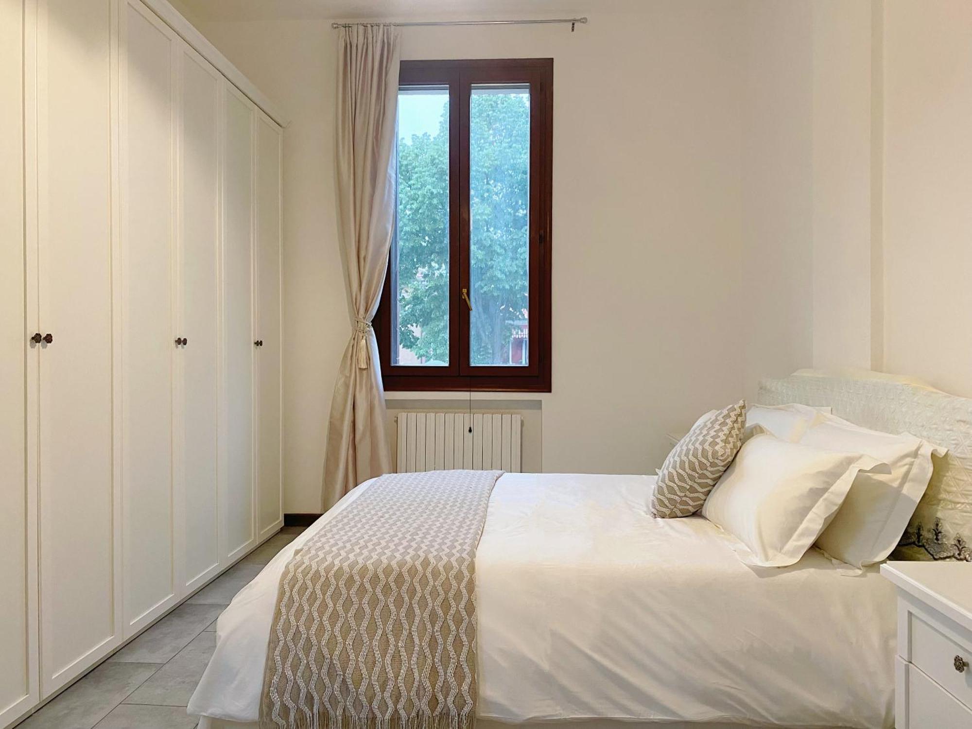 Gris Apartment: Venice Mestre Esterno foto